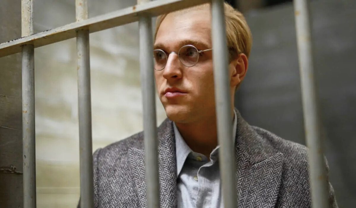 Bonhoeffer escreveu sobre a relação entre fé e liberdade, política e religião, e a responsabilidade dos cristãos de agirem contra o mal