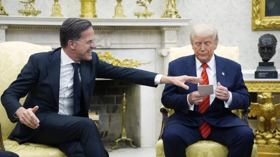 Trump insiste diante de chefe da Otan que EUA precisam anexar Groenlândia