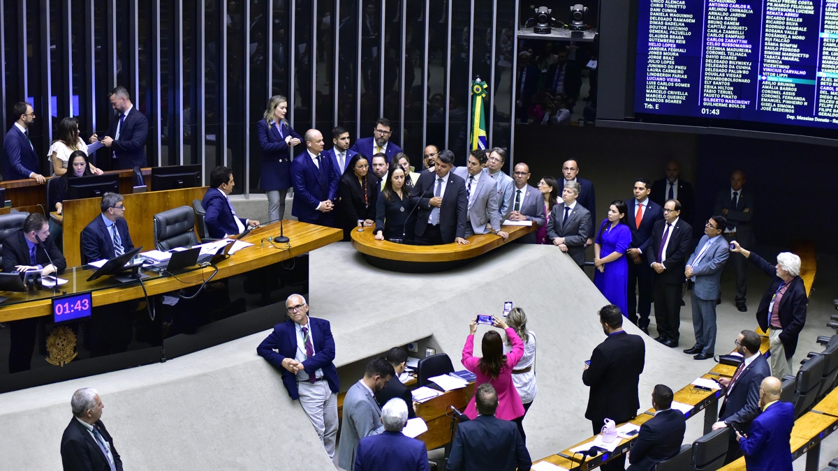 Partido elegeu 99 deputados em 2022, mas conta atualmente com 92 parlamentares em atividade.