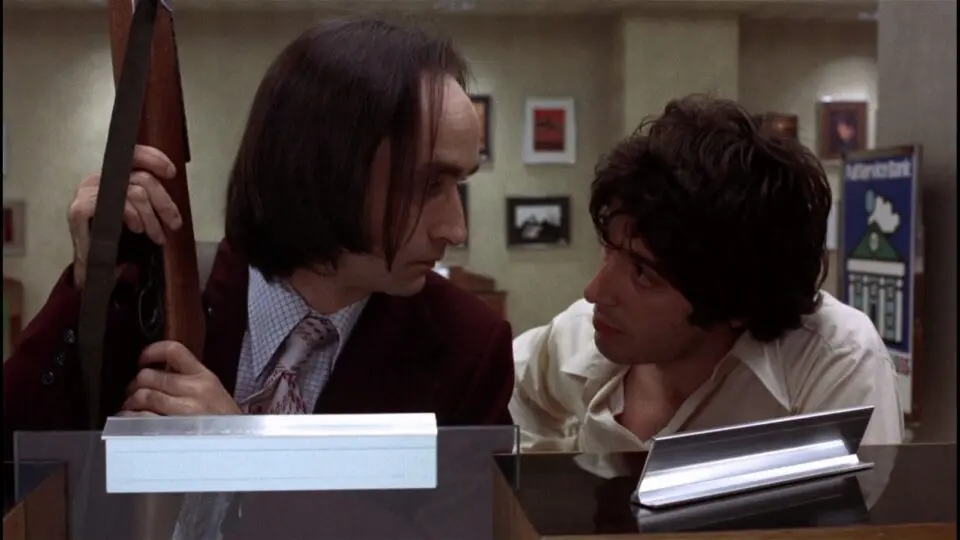 John Cazale e Al Pacino em cena do filme de Sidney Lumet: "Um Dia de Cão"