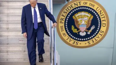 Para reduzir gastos, Pentágono planeja cortes nas Forças Armadas dos EUA, diz emissora