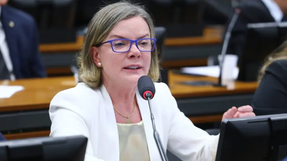 Gleisi Hoffmann, governo, Lula, anistia, oposição, Câmara, Motta, Lira, 8 de janeiro