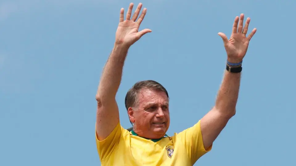 BOLSONARO ANISTIA