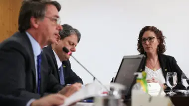 Zambelli reage após Bolsonaro culpá-la por derrota em 2022