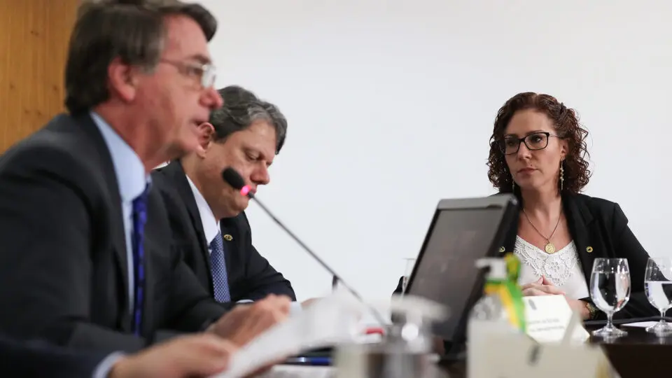 Zambelli reage após Bolsonaro culpá-la por derrota em 2022