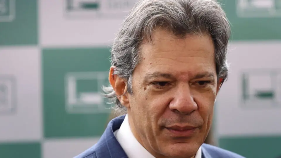Centrais sindicais pedem a Haddad isenção de Imposto de Renda sobre PLR