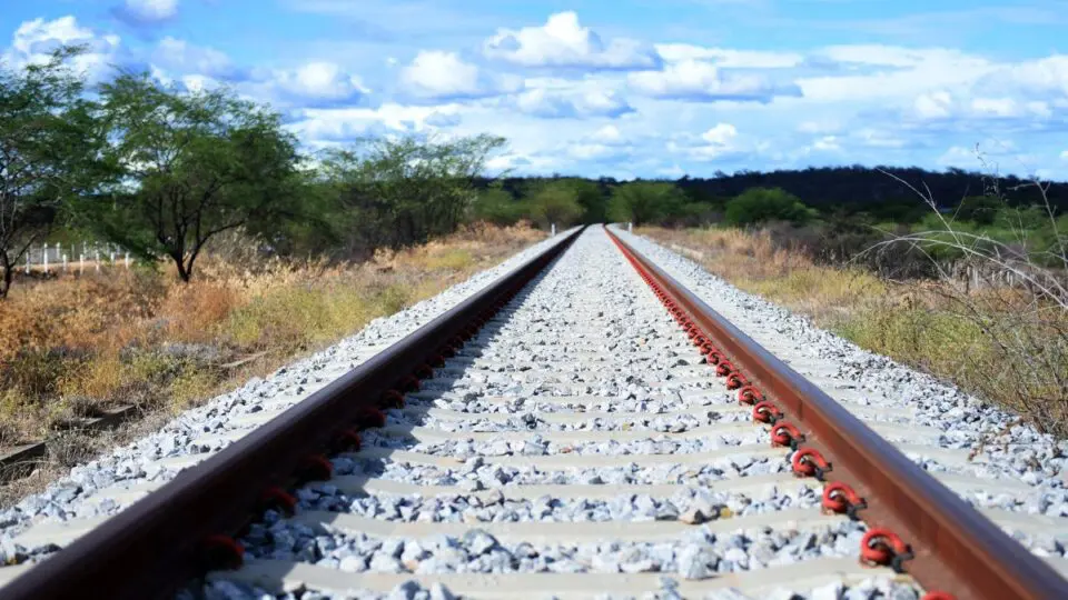 Ferrovia