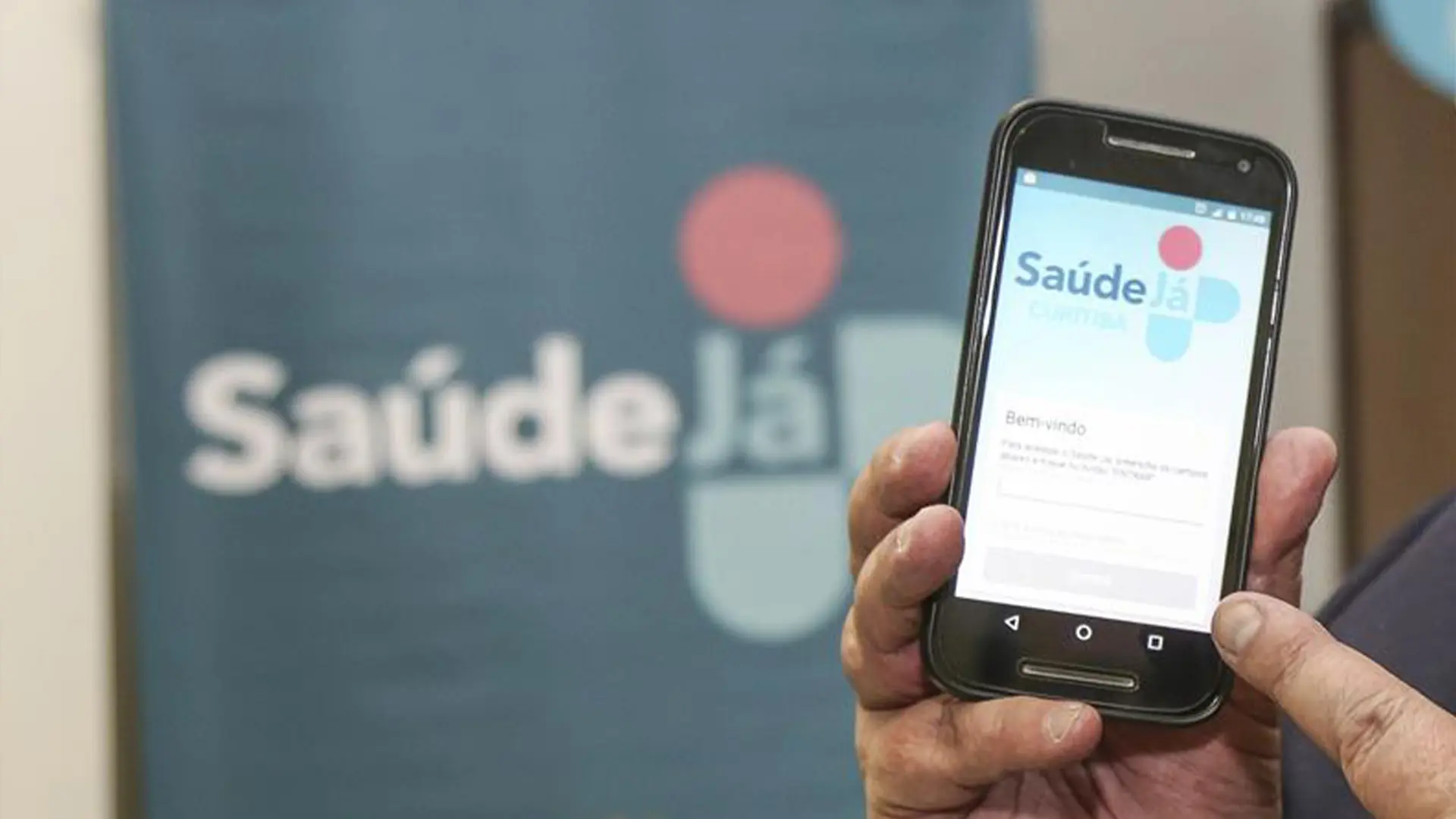 Com o aplicativo Saúde Já é possível agendar consultas pelo celular, conferir exames e receber lembretes das vacinas que estão pendentes.