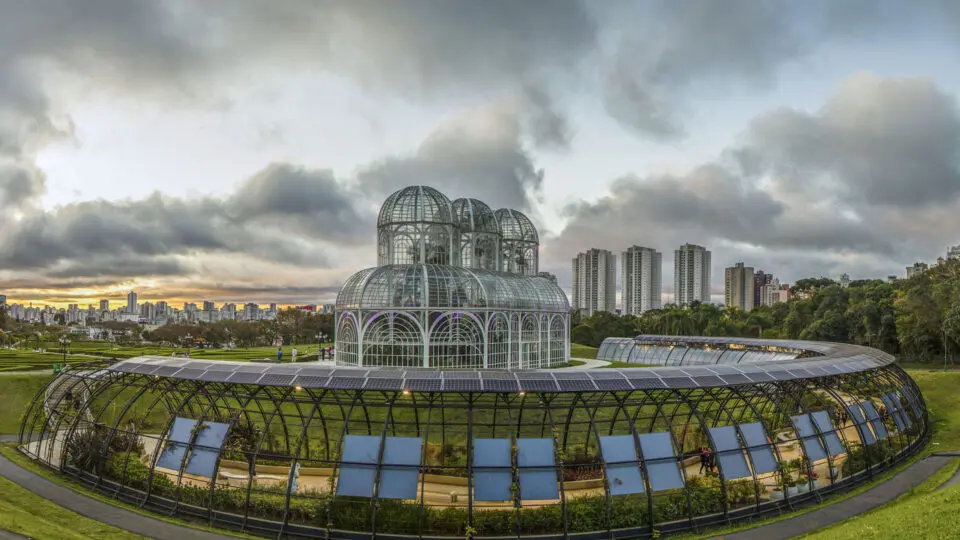Capital do Paraná tem como meta se transformar em referência mundial de turismo inteligente até 2030.