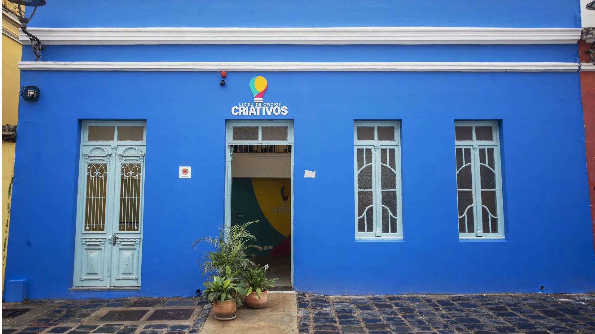 Revitalização do Liceu de Ofícios Criativos, no centro histórico de Curitiba: cidade investe na formação das pessoas. 