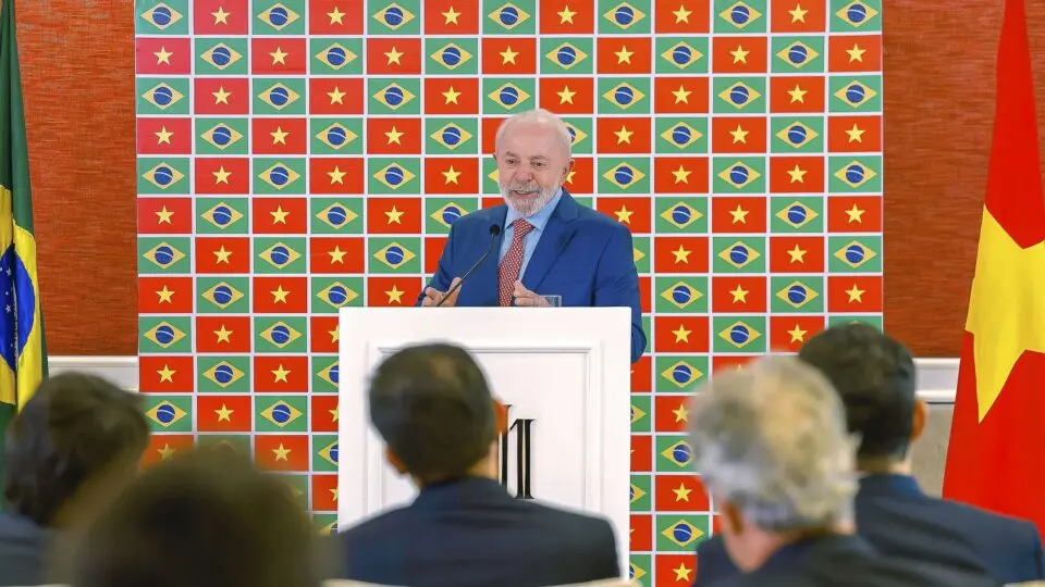 Lula coletiva Vietnã