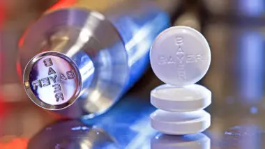 Cientistas da Universidade de Cambridge descobriram que a aspirina pode ajudar o sistema imunológico a combater metástases do câncer