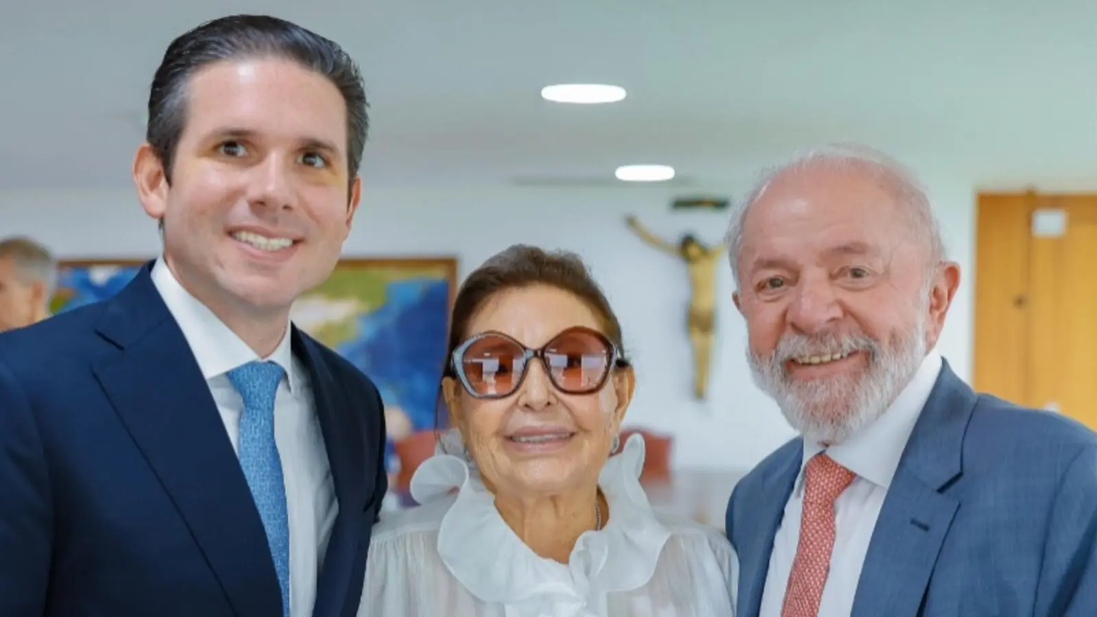 Em fevereiro deste ano, Hugo Motta levou a avó, a deputada estadual Francisca Motta, para visitar Lula em Brasília.