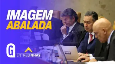 Entrelinhas destaca a matéria do jornal Financial Times, afirmando que o julgamento de Jair Bolsonaro pode ser um risco à imagem do Brasil.
