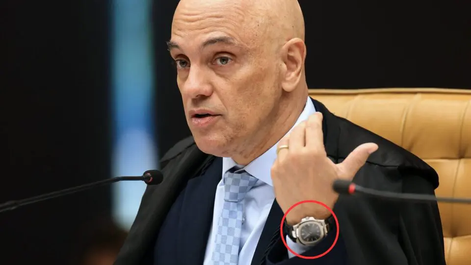 Alexandre de Moraes durante sessão do STF em outubro de 2024.