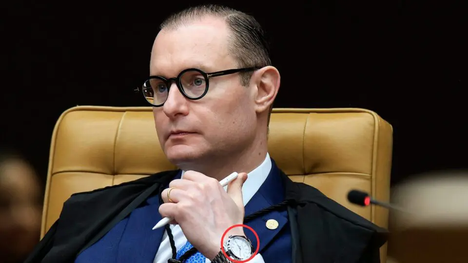 Cristiano Zanin, fotografado no plenário do STF em outubro de 2024.