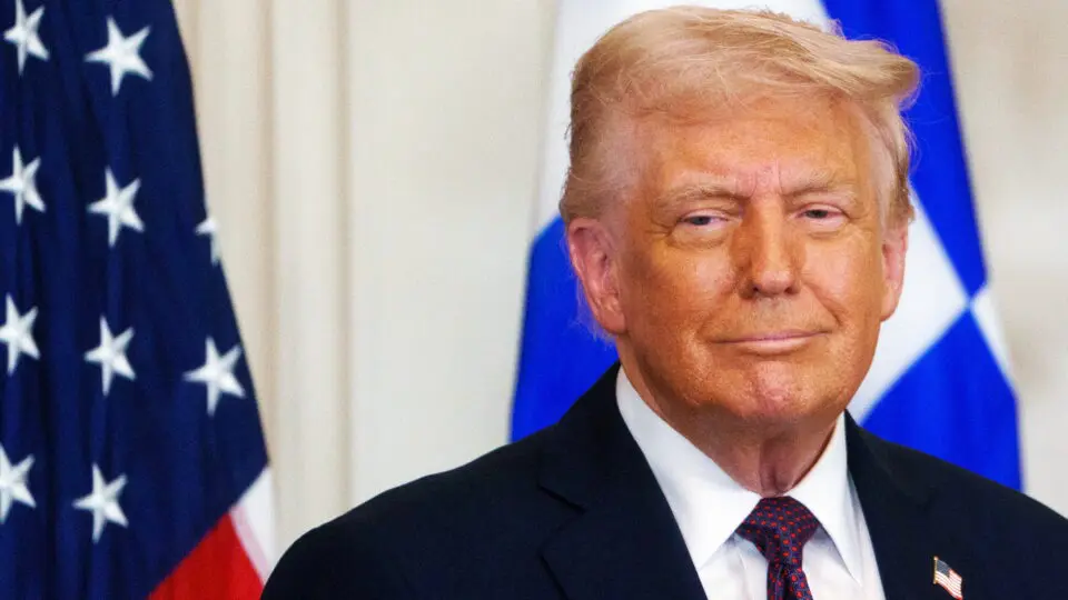 Trump promete “acordo justo para todos” e justifica pausa nas tarifas: “As pessoas estavam agitadas”
