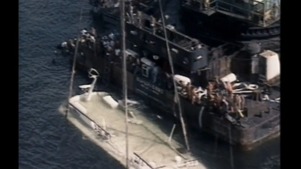 Resgate do barco "Bateau Mouche IV" no Rio de Janeiro em 1989