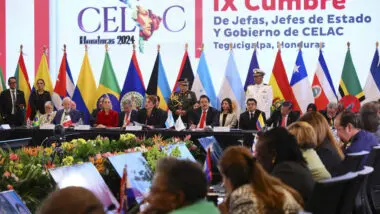 Com oposição de Argentina, Paraguai e Nicarágua, Celac emite declaração condenando sanções comerciais