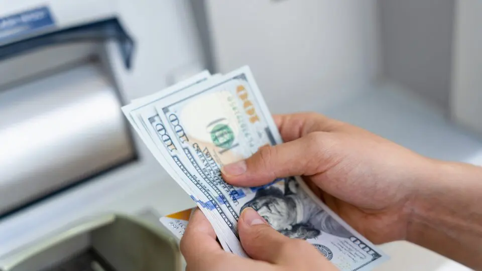 Dólar