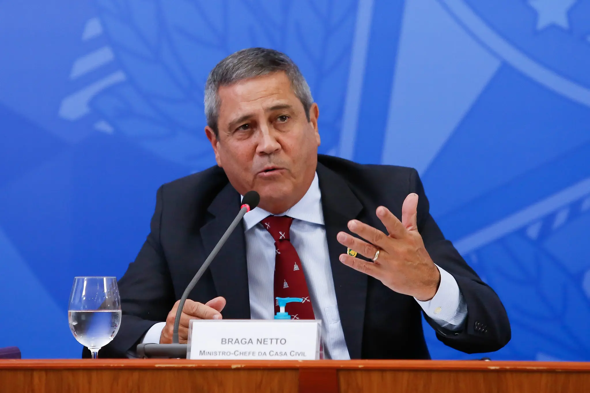 Braga Netto contesta vídeo exibido por Moraes em julgamento