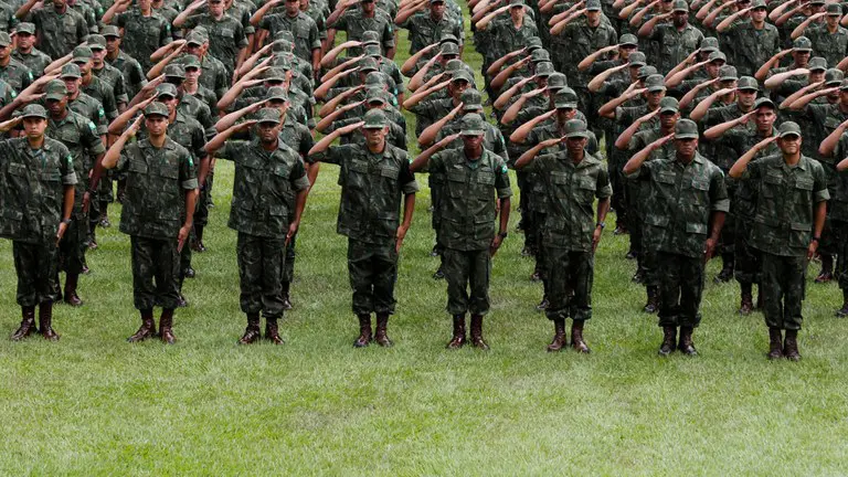 militares, forças armadas, adicionais, agu, decisão, justiça