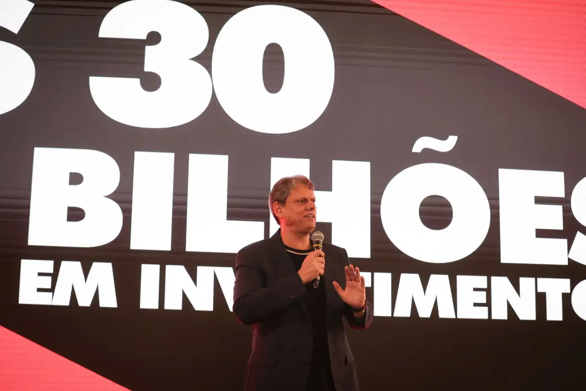 Tarcísio Túnel Santos-Guarujá