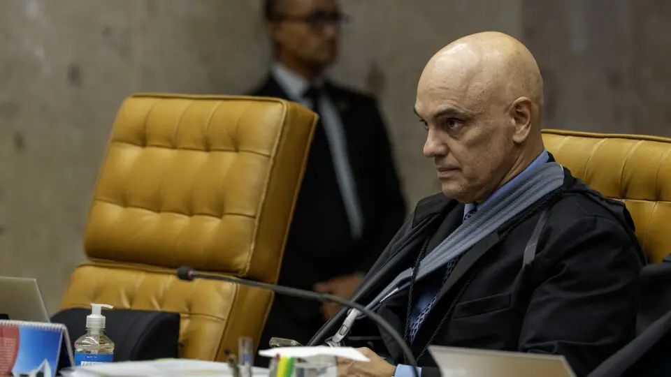 STF direita