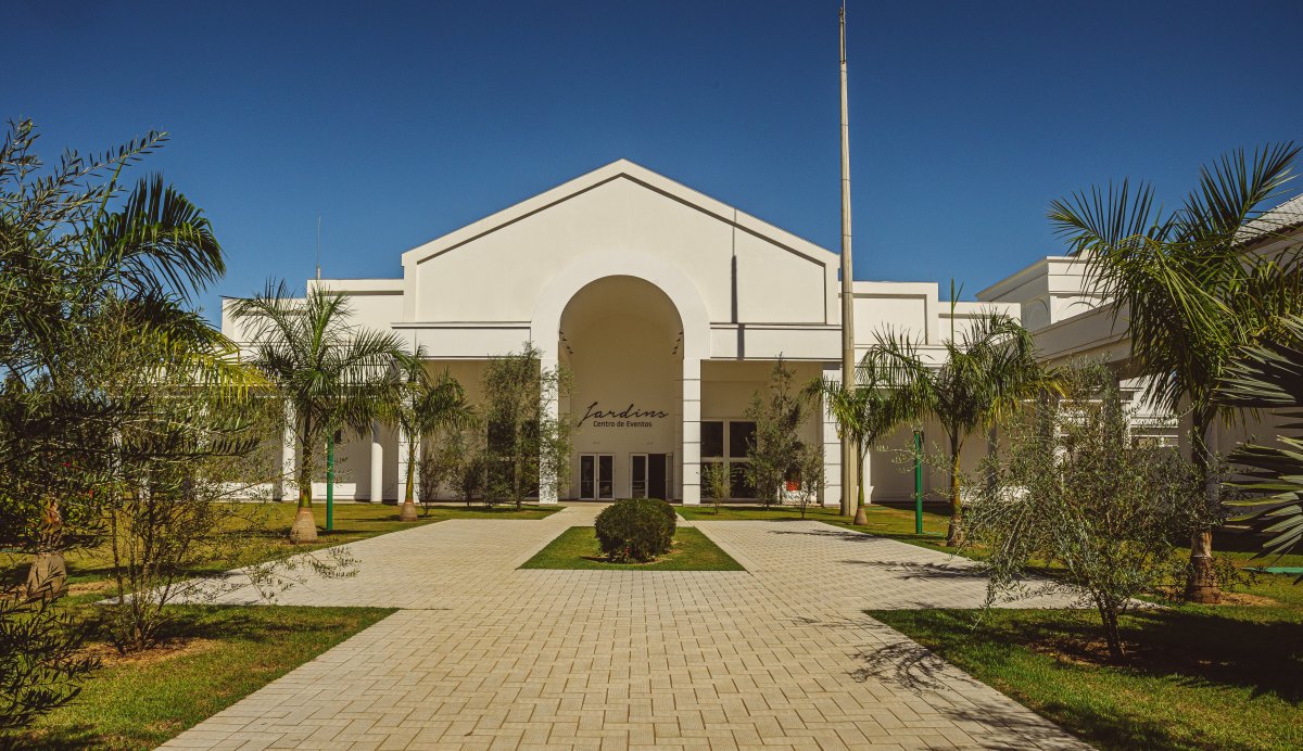 Jurema Águas Quentes fica em Iretama, no Paraná.