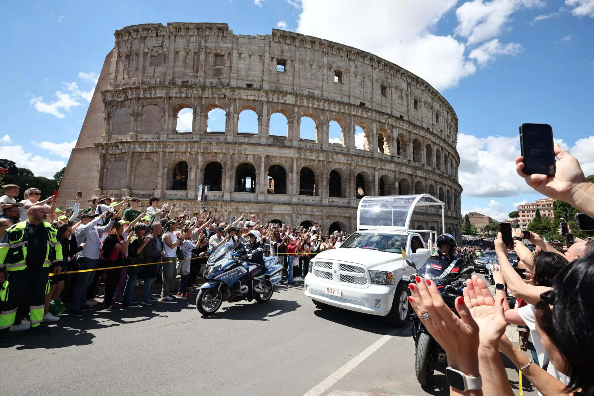 Cortejo caixão Papa Francisco
