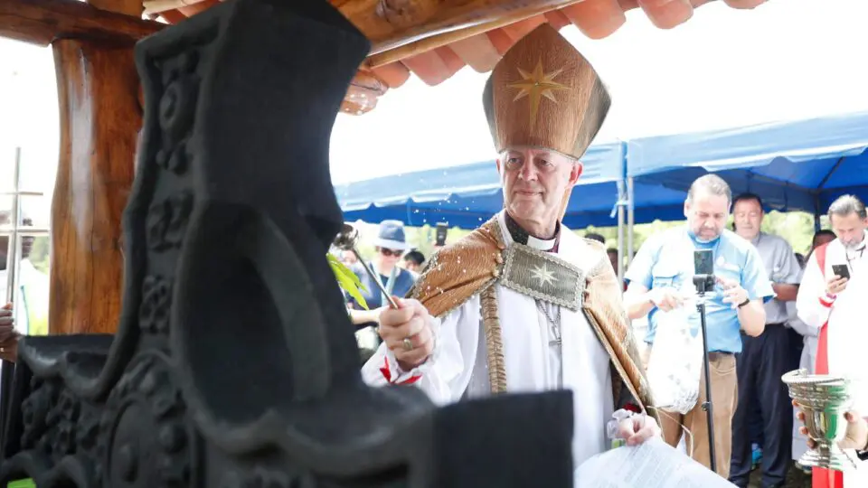 Justin Welby, que deixou o posto no começo do ano, visitou El Salvador em 2024.