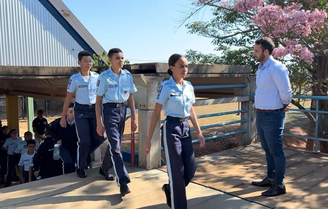 Deputado do PL estima 200 colégios cívico-militares em funcionamento em São Paulo até 2026.