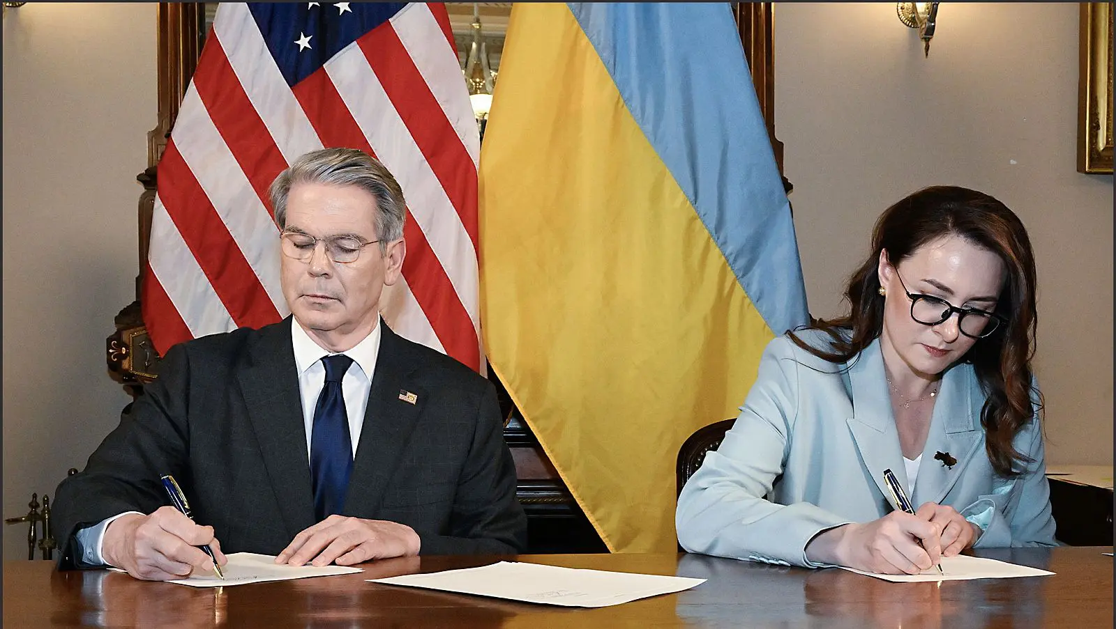 acordo minerais eua ucrania