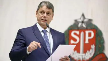 Governado por Tarcísio de Freitas, SP teve o maior saldo positivo de abertura de empresas, com 530.701 CNPJs