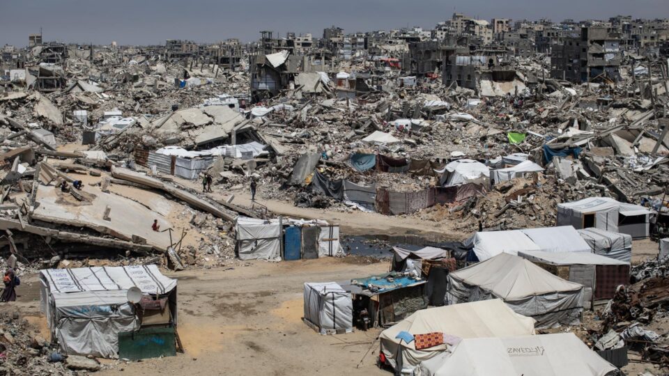 NYT se retrata sobre foto de criança usada em artigo que denuncia fome em Gaza