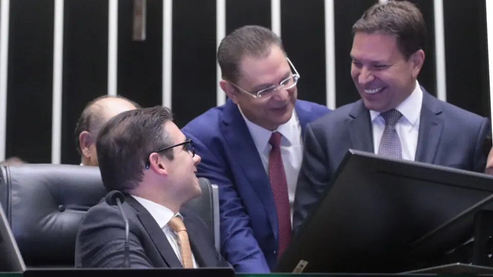 Como votou cada deputado na suspenção da ação de Ramagem