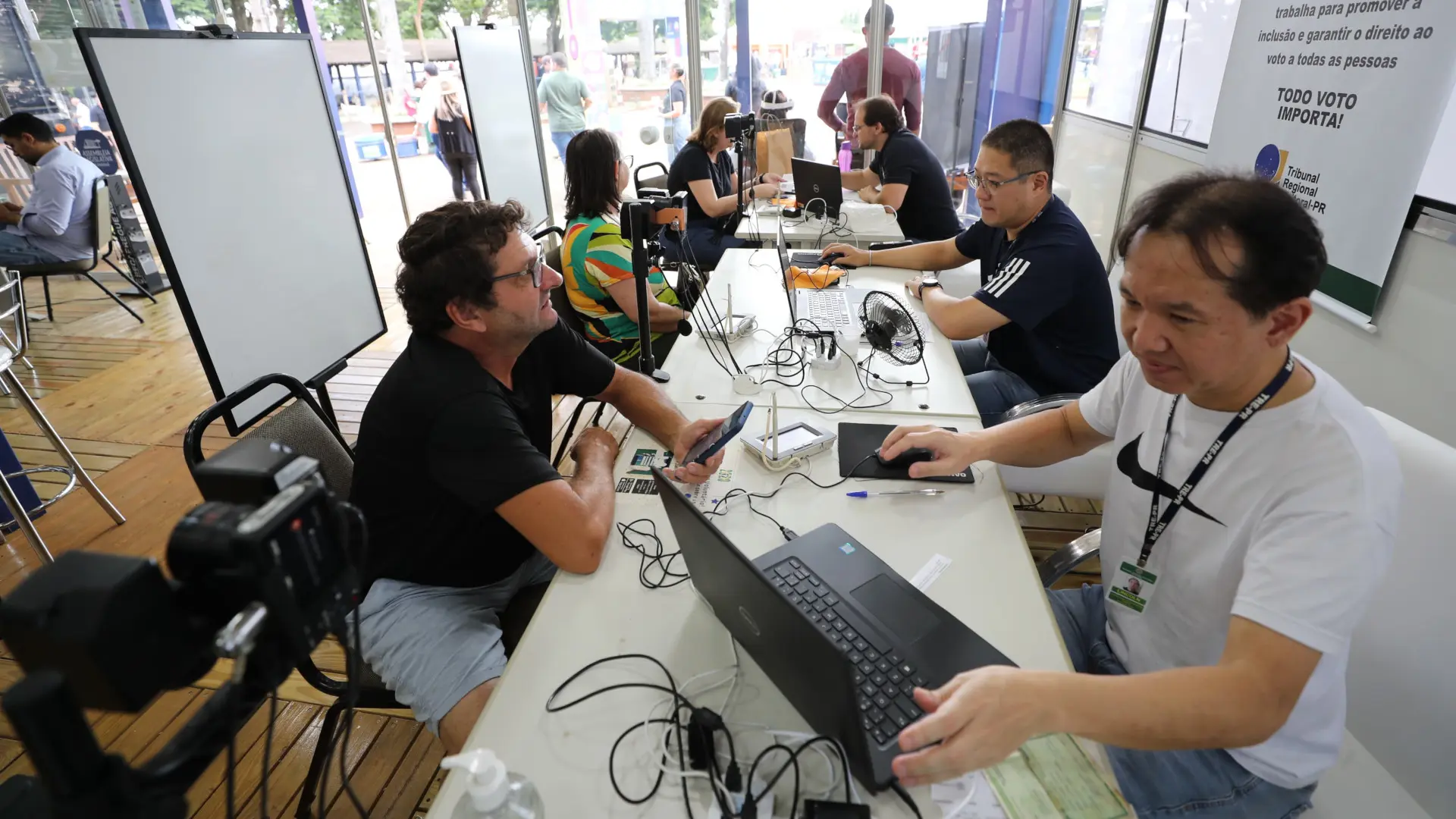 Com a Assembleia Itinerante, a comunidade pode acessar diversos serviços e apresentar sugestões.