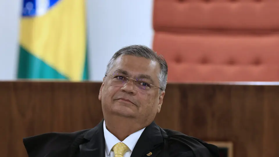 Dino alfineta Motta e nega interferência do STF em decisão sobre Ramagem