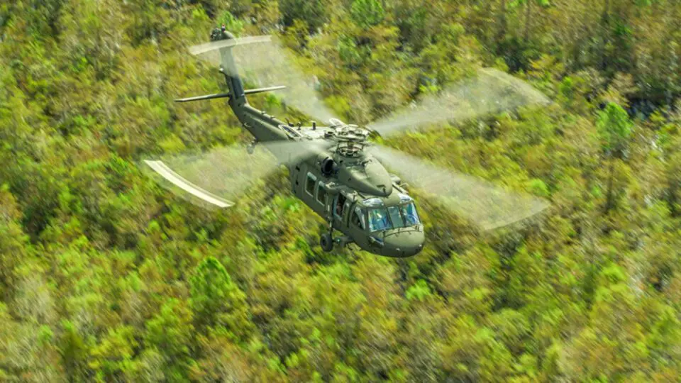 O helicóptero Black Hawk já apareceu em filmes e foi utilizado na caça ao terrorista Osama Bin Laden