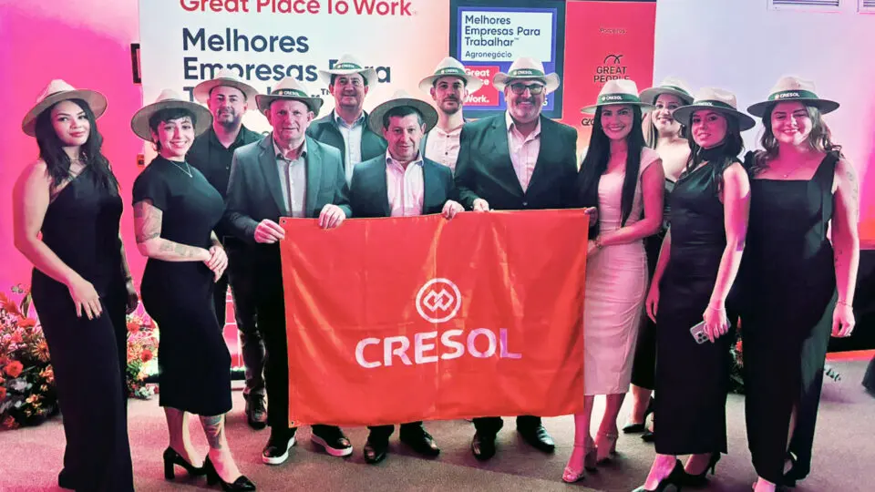 Entre os principais motivos apontados pelos colaboradores para trabalharem na Cresol estão a oportunidade de crescimento e desenvolvimento, a qualidade de vida e o alinhamento com os valores da instituição.