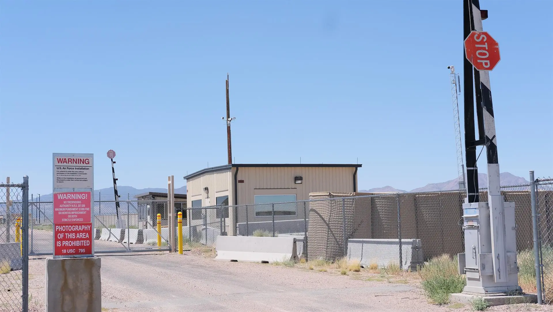 Entrada da Área 51, em Nevada, nos EUA.