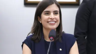 Deputada Tabata Amaral (PSB-SP) foi uma das governistas que apoiou a CMPI das fraudes do INSS e já é cotada para ser sua relatora.