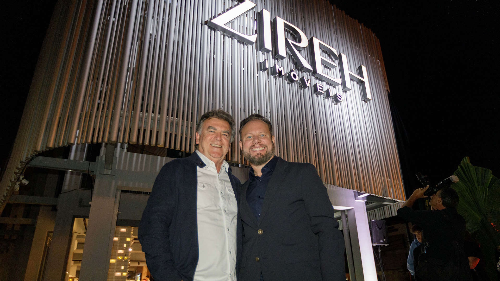 A essência da atuação permanece a mesma, dando ênfase para os imóveis como obras de arte, o atendimento qualificado e o mercado de alto padrão