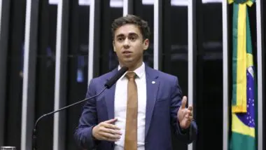 Nikolas aciona STF para obrigar Motta a instalar CPI do INSS