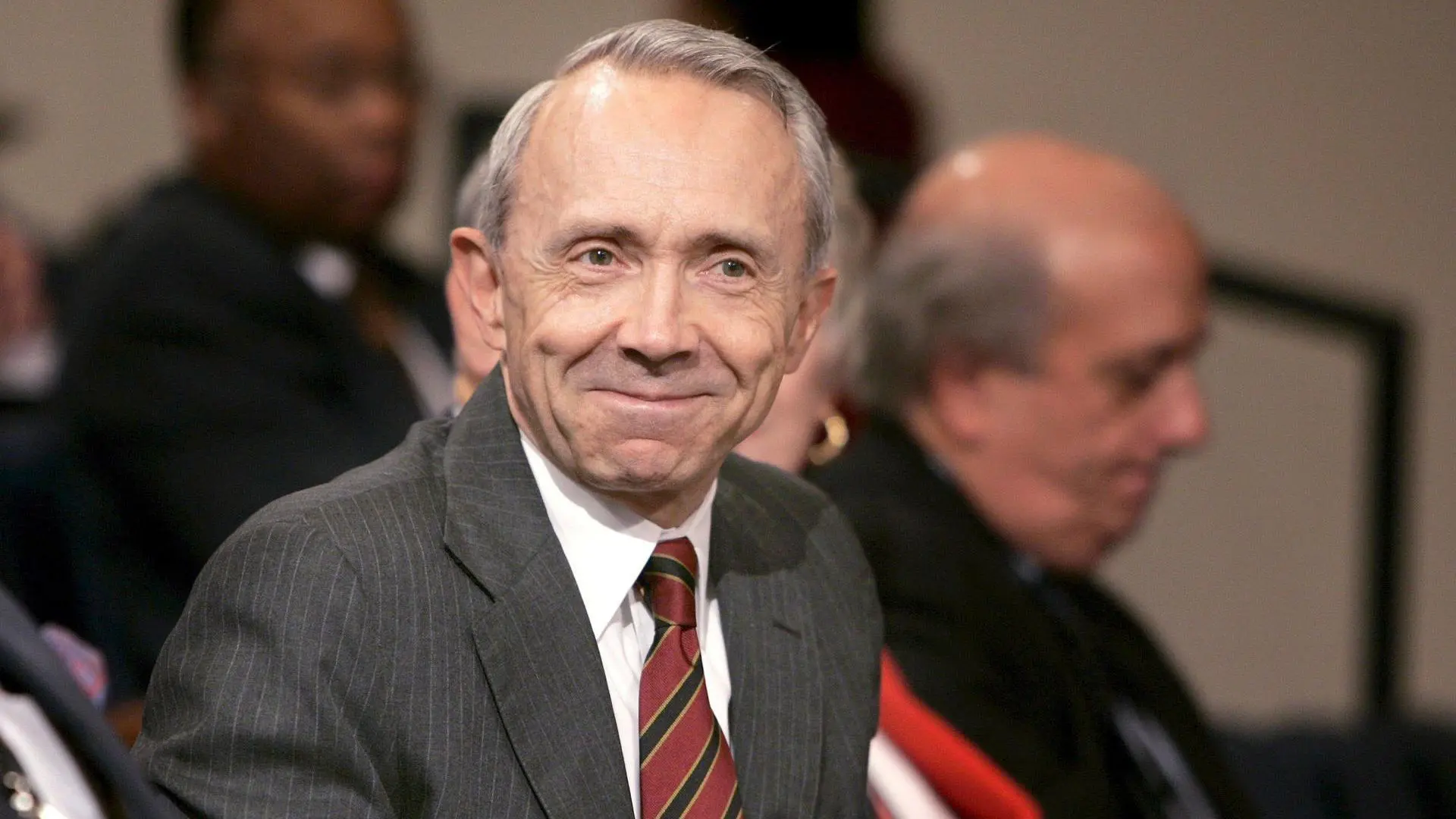 Foto de arquivo tirada em 28 de setembro de 2006 mostra o juiz David Souter durante uma conferência em Washington, Estados Unidos. Souter, 69, foi nomeado para a Suprema Corte em 1990 pelo então presidente George H.W. Bush