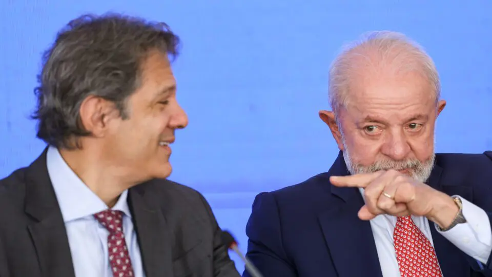 Na quinta-feira (23), equipe econômica do governo Lula anunciou aumento no IOF de transações de câmbio para ampliar arrecadação