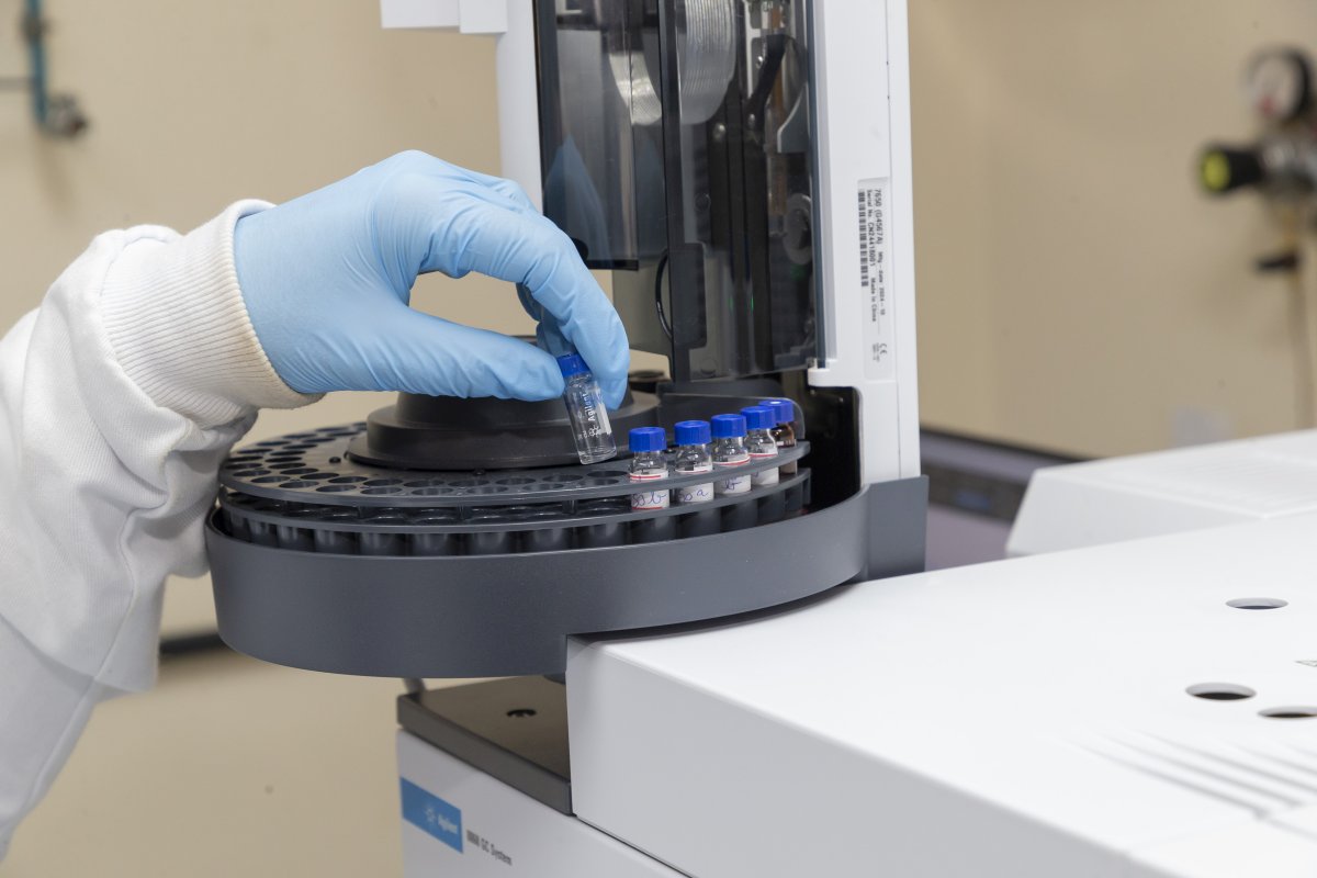 Novos equipamentos de análise de resíduos de agrotóxicos em alimentos nos laboratórios do Tecpar.