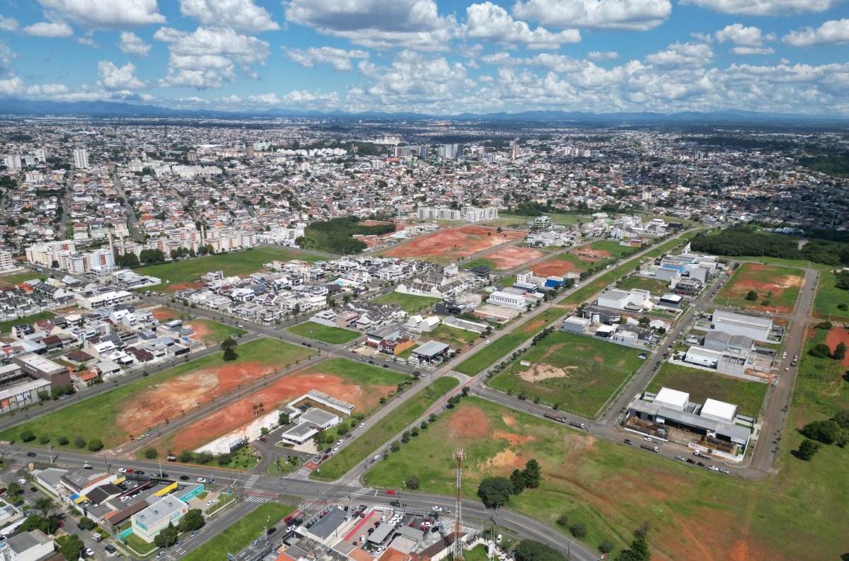 Málaga 3 está dentro do bairro planejado Neoville.