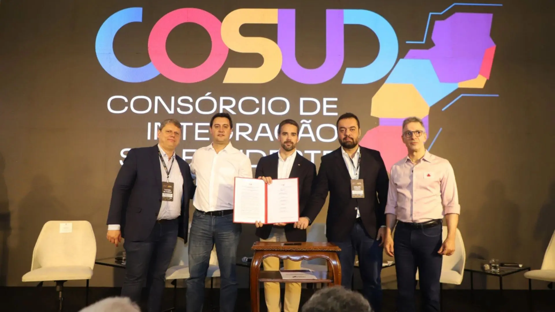 Governadores dos estados do Cosud em pacto da segurança pública.