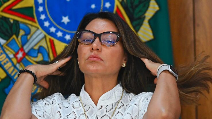 Perfil de Janja registrou perda de seguidores durante a campanha que deveria reabilitar sua imagem.